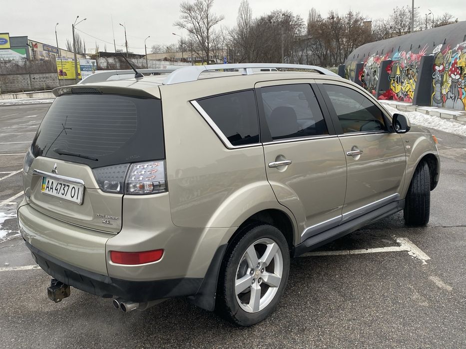 Mitsubishi Outlander Xl