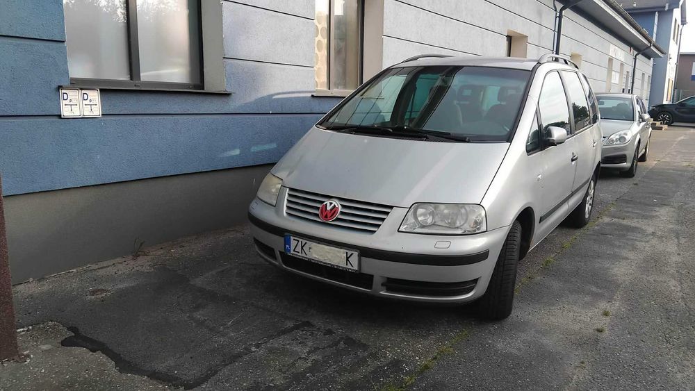 Auto Volkswagen Sharan