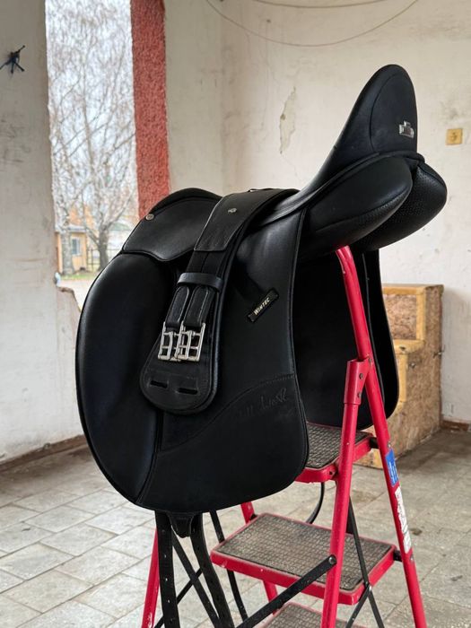 Виїздкове сідло Wintec isabell werth 2