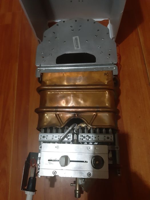 Продам Газову колонку  JUNKERS