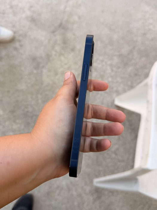 iPhone 12 usado negociável