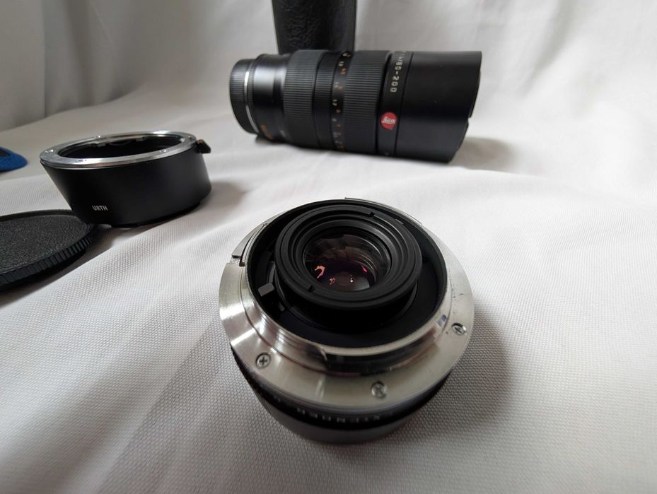 Leica Vario-Elmar-R 80-200 mm F4 + Extender-R + R-L Adapter