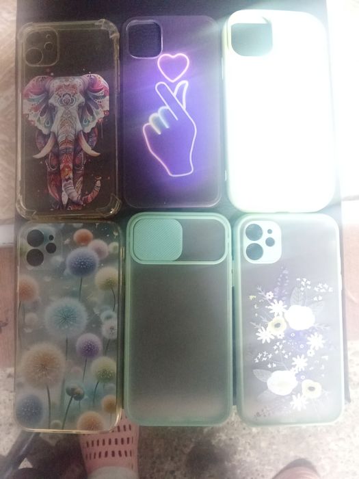 Чохли для iPhone 11