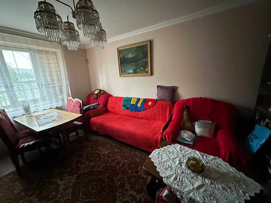 Продається 2 кімнатна квартира в смт. Тересва