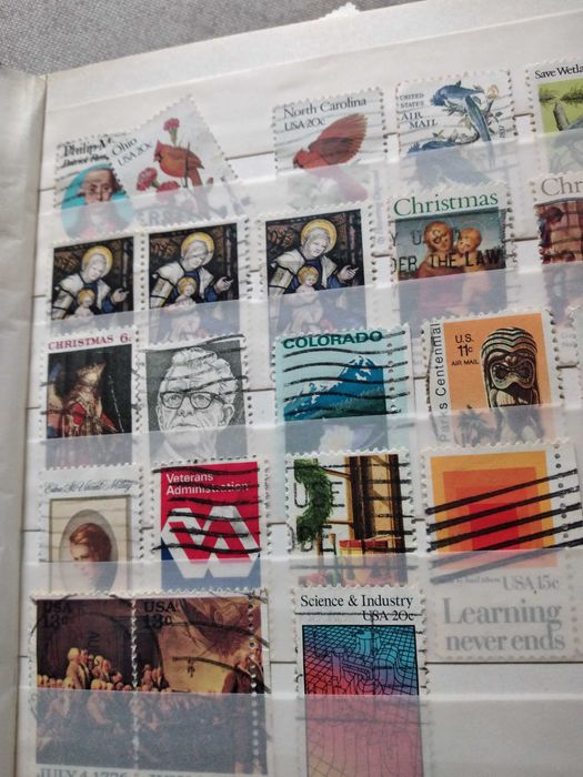 3 albuns com selos nacionais e internacionais