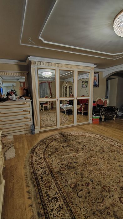 Шикарна квартира на проспекту Миру!