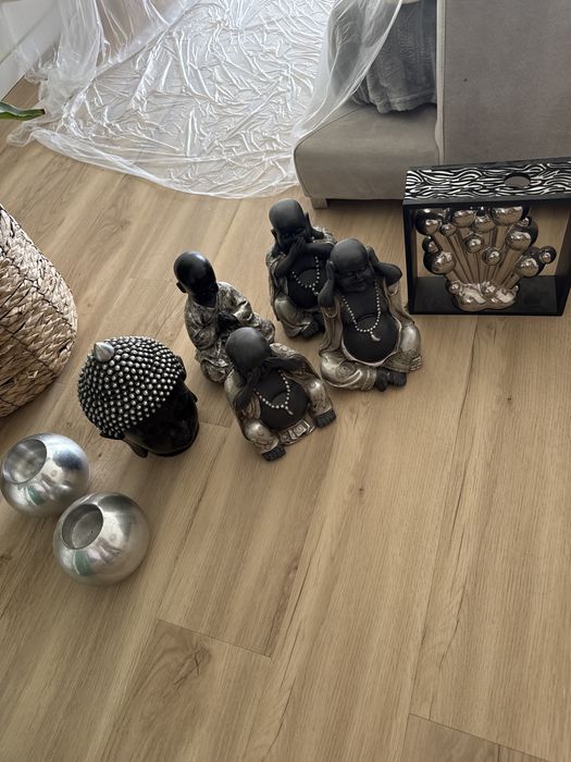 Conjunto de pecas  estatuas para casa