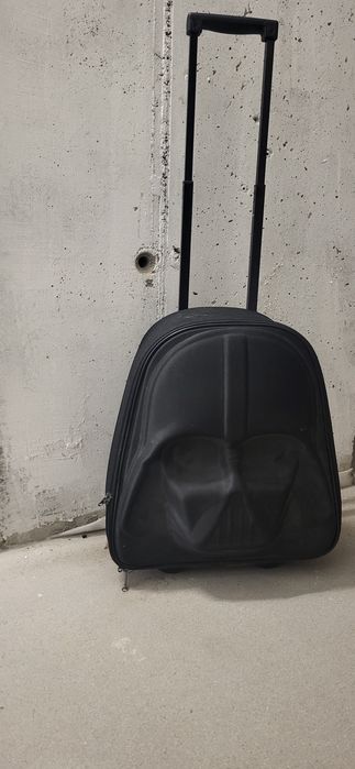 Walizka dziecięca na kółkach