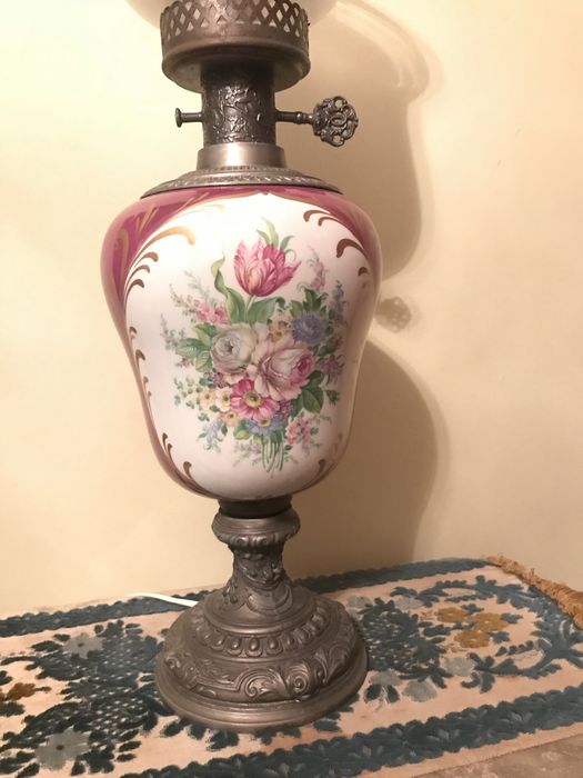 Porcelana Francesa com apliques de luz