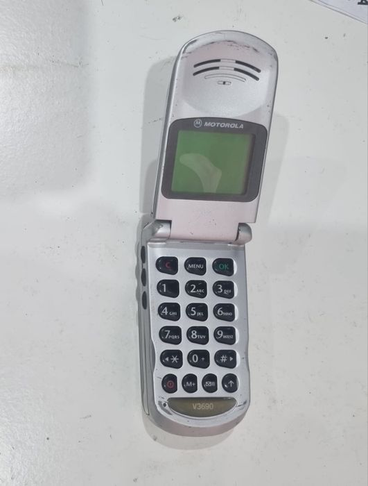 Motorola Antigo para peças sem bateria
