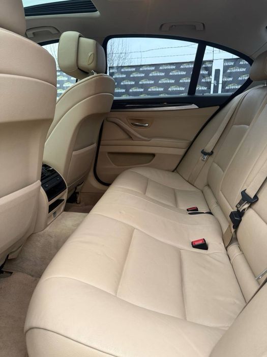 BMW 5 серия. Отличное состояние. 2.0. Автомат. 8500$