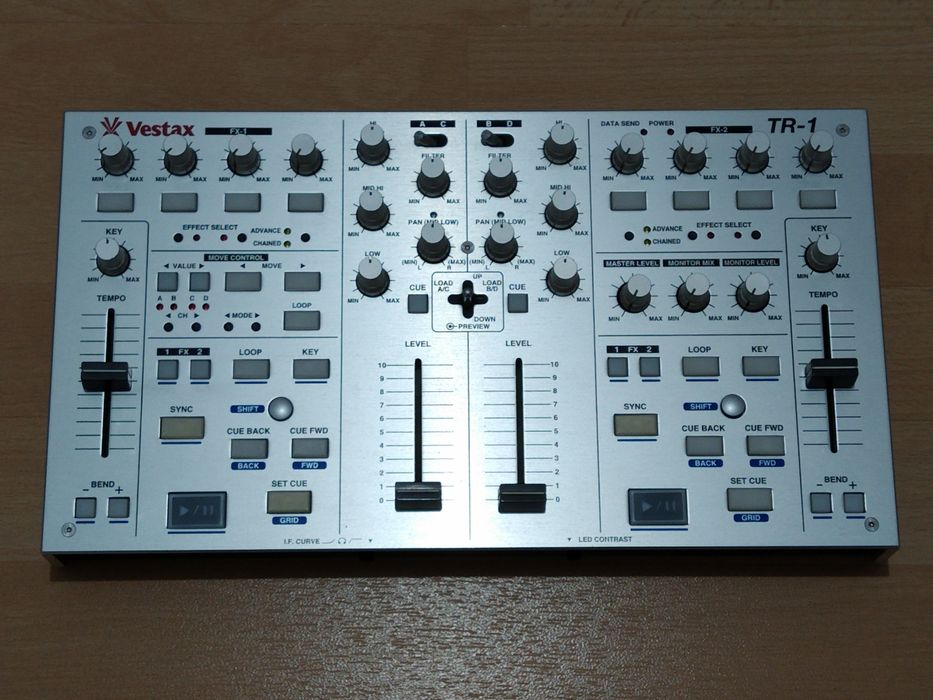 VESTAX TR-1 - Traktor - Controlador Midi - USB