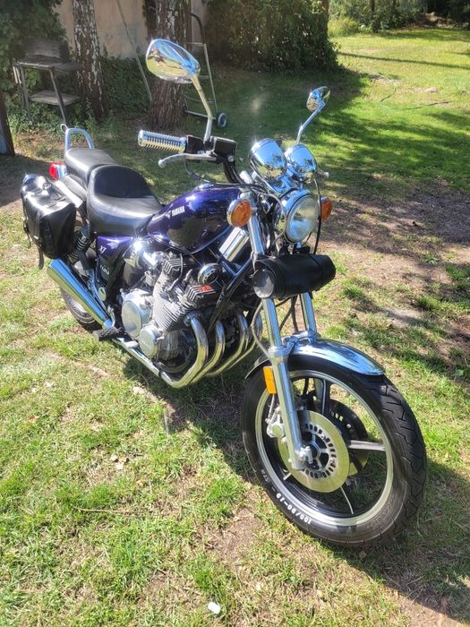 YAMAHA XJ700 maxim