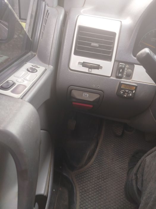 Мерседес Вито на повном ходу