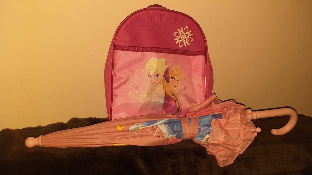 Parasolka dziecięca  lub plecak Disney