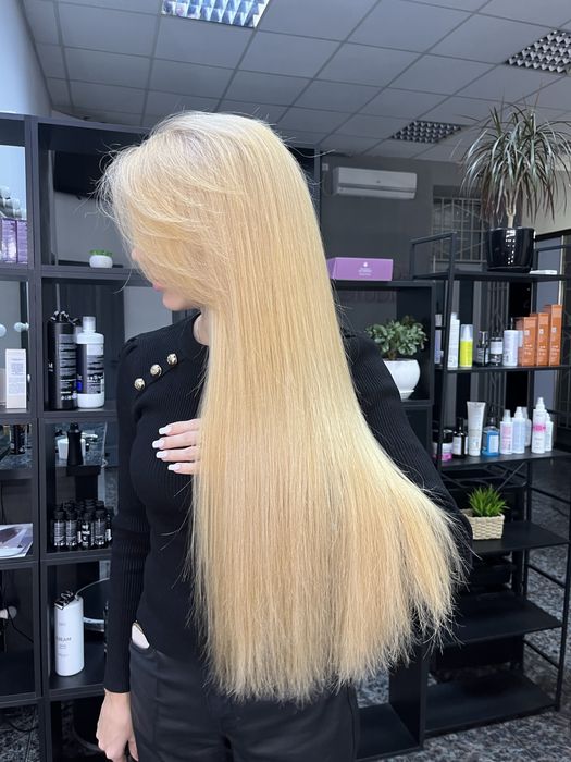 Нужна модель для окрашивания,реконструкции волос