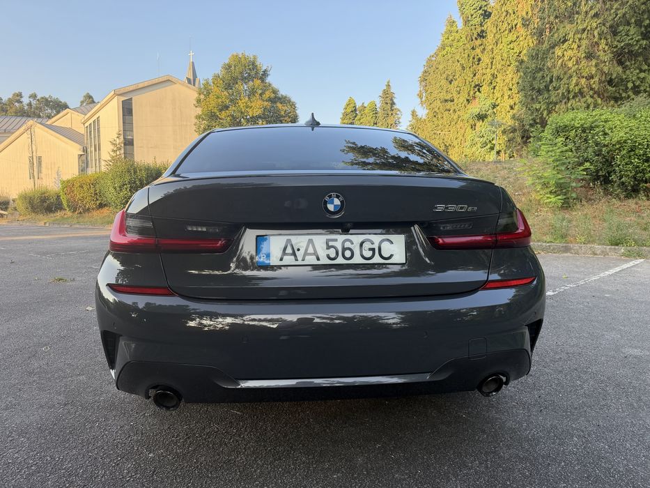 BMW 330 — fotografia 5