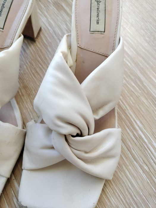 Sandálias Stradivarius