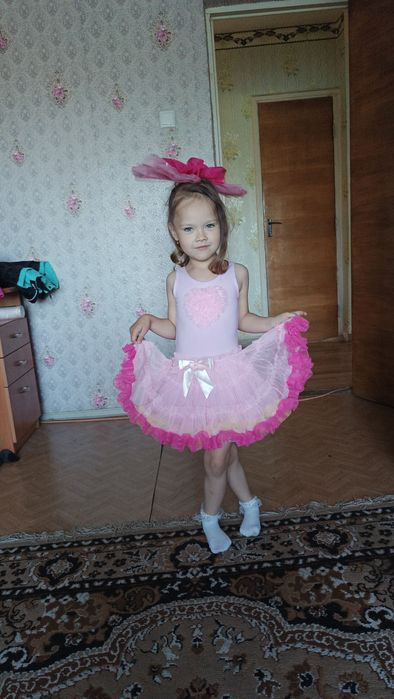 Продам дитячі костюми.