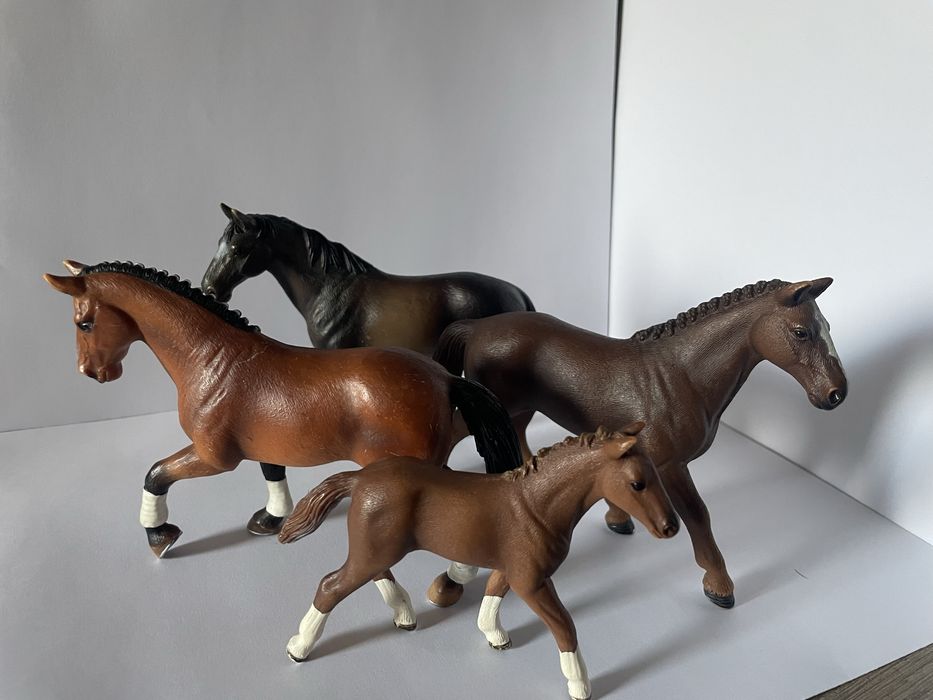 Wycofane! Unikaty! Konie Hanowerskie schleich