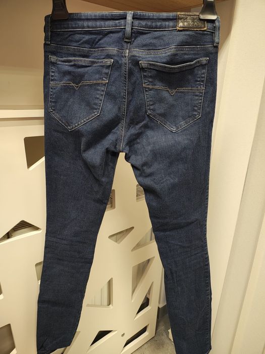Jeansy Diesel, uzywane stan bardzo dobry, rozmiar W29-L32