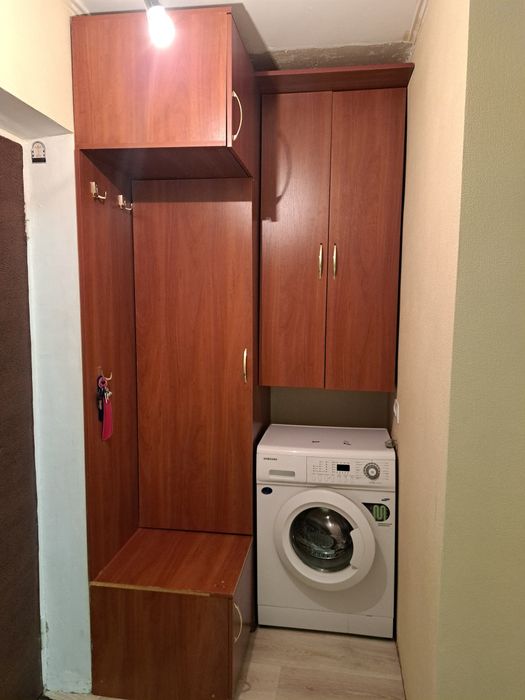 Прихожа для малосімейки