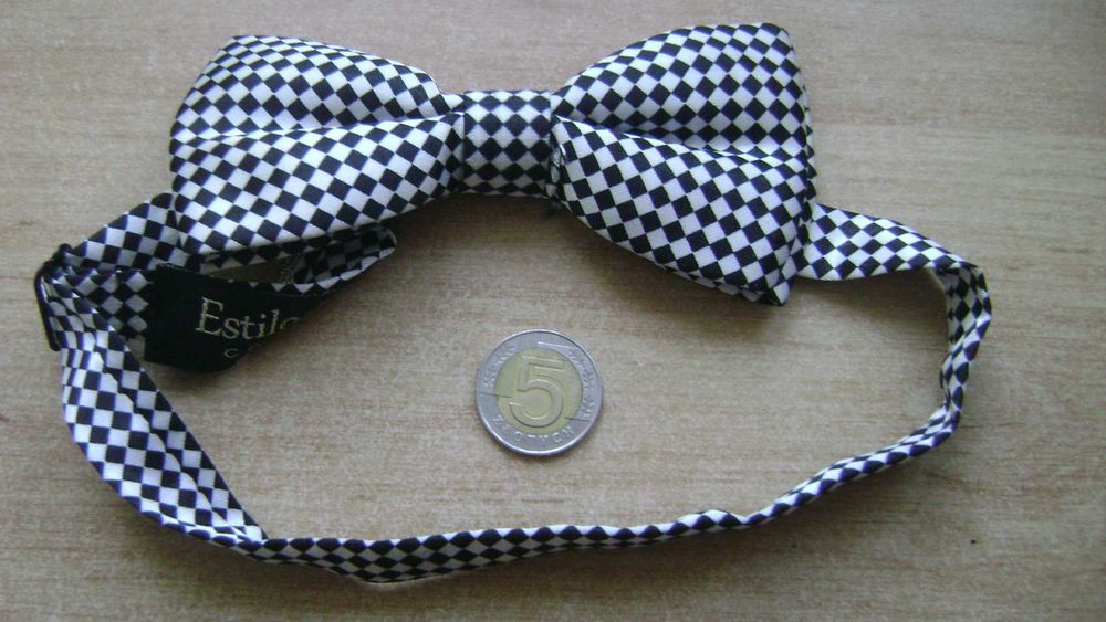 Starocie z PRL - Moda = Muszka męska Estilo Sabroso