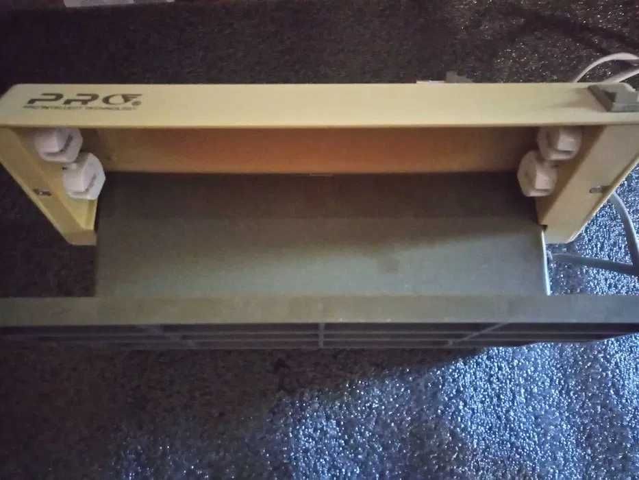 Детектор банкнот ультрафіолетовий PRO 12 робочий