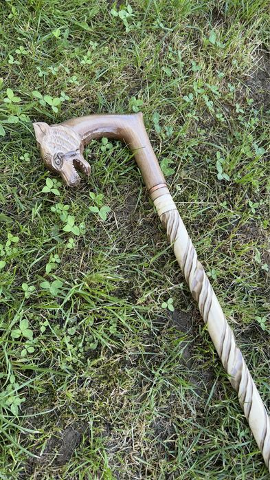 Тростина для ходьби, палиця, трость, деревʼяна, із дерева, з ручкою