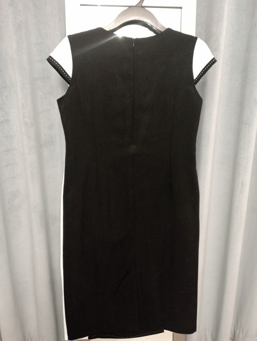 Sukienka biało/czarna