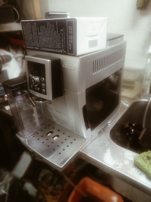 Кавова машина delonghi капучино