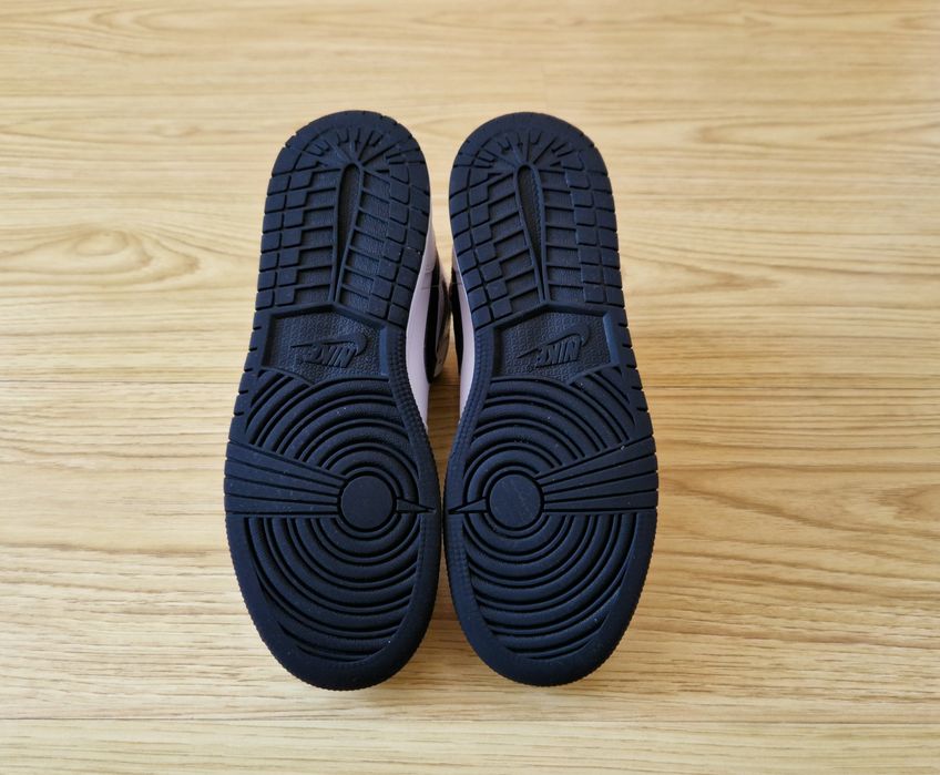 Кросівки Nike Air Jordan 1  38.5 розмір (стелька 24см) Original