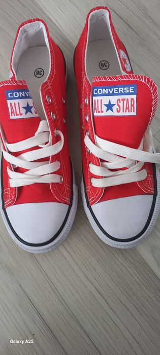 Tenisówki damskie Converse nowe bez metki rozmiar 36