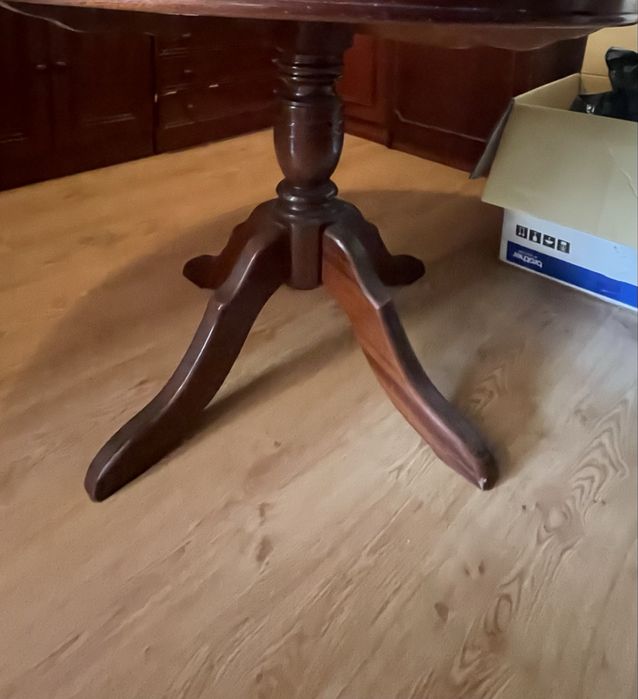 Mesa em Mogno Extensivel