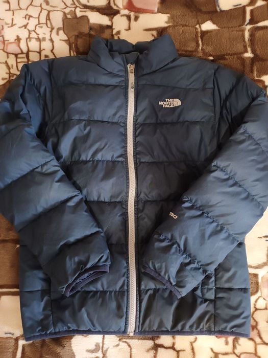 Продам Пуховик tnf 550