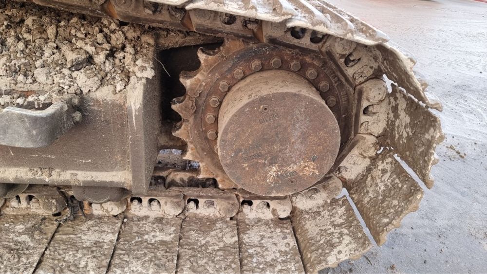 Экскаватор Hyundai R 140 LC