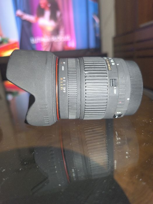 Canon 8OS 1100D + lente Sigma 18-200mm