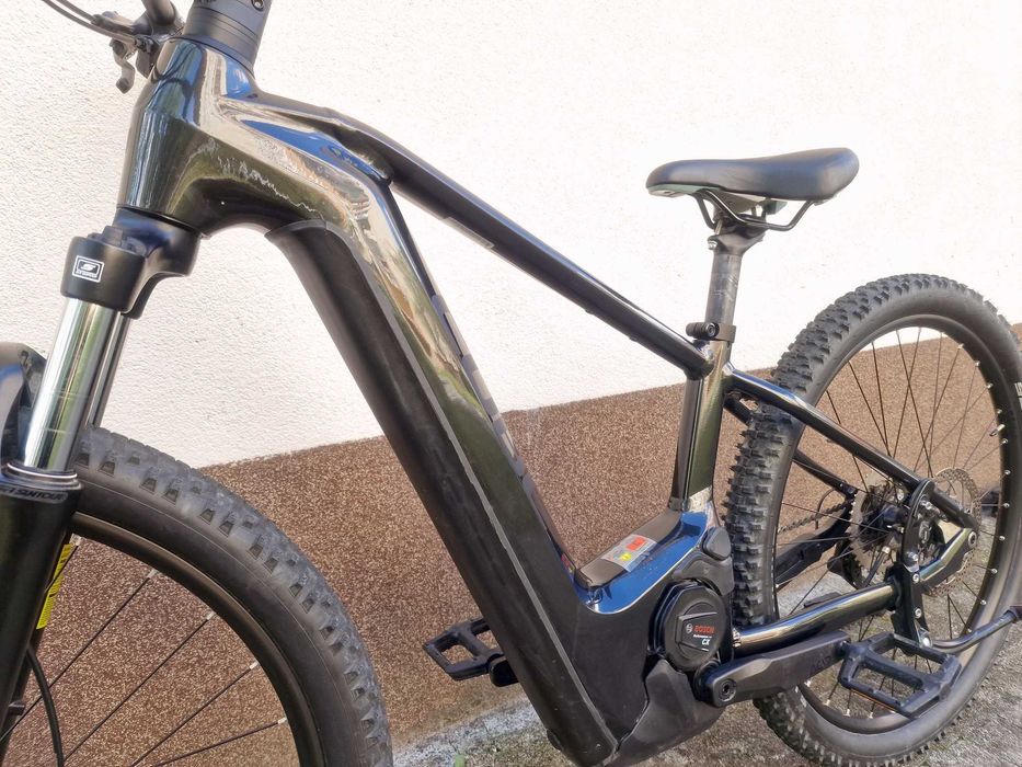 Mały rower elektryczny CUBE Reaction Bosch CX / roz S / przebieg 170km