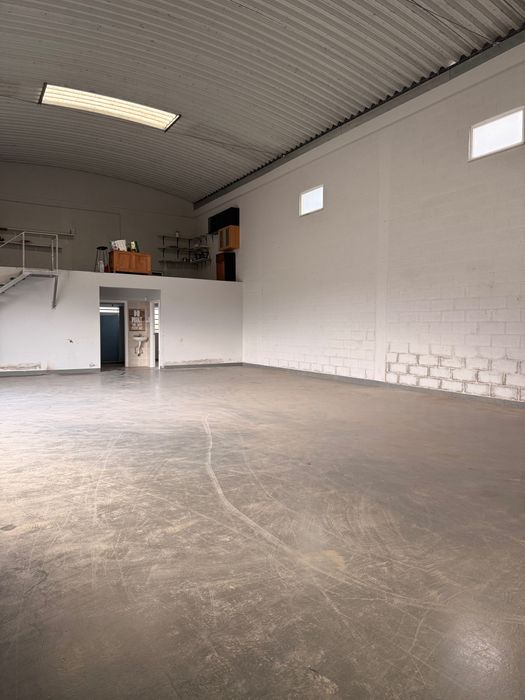 Arrendamento de lugares cobertos – autocaravanas, caravanas, veículos