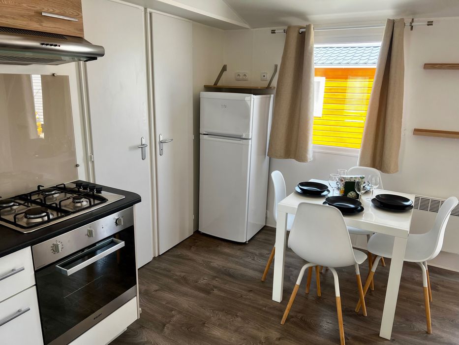 Casa Móvel IRM Eleganzia T2 – Como Nova + Terraço Oferta (Valor 2.160 €)