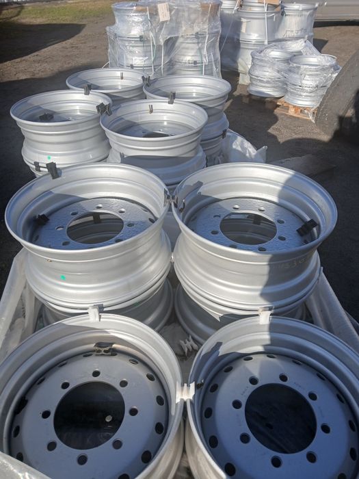 Felgi koła przyczepa rolnicza 22.5