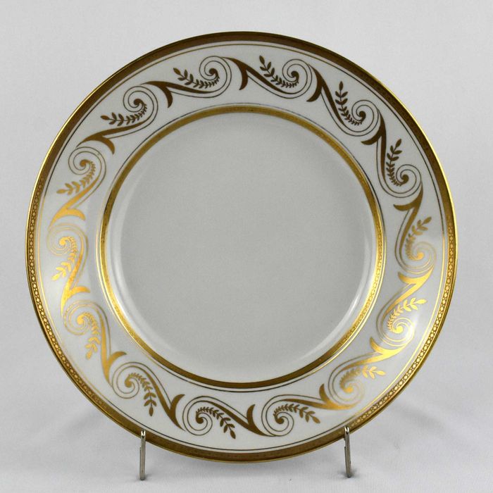 Prato porcelana Artibus ricamente decorado a ouro
