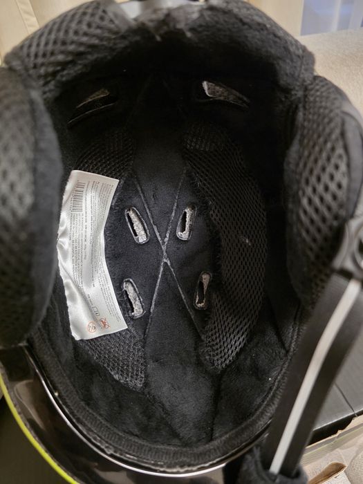 kask narciarski 4f 52-56 cm