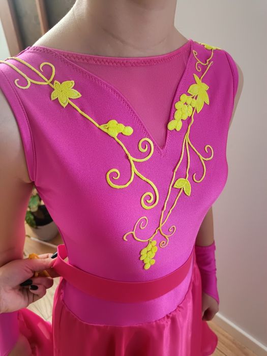 Suknia sukienka do standardu