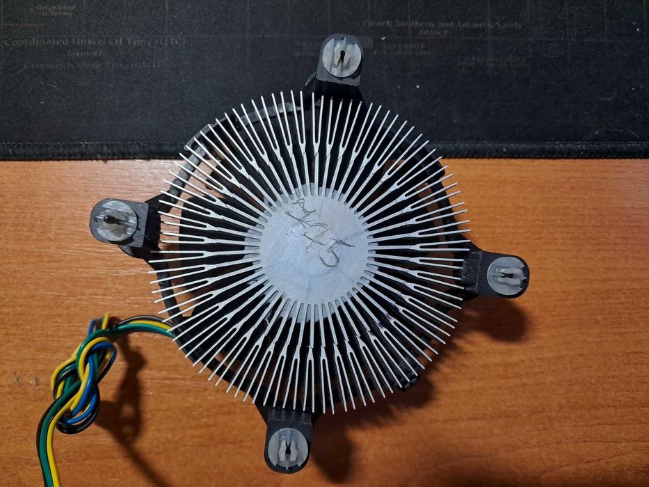 Охлаждения процессора LGA 775 2шт. б/у. цена от 80грн.