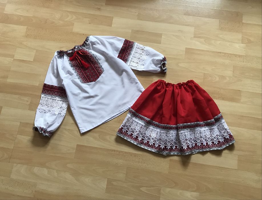Український костюм-вишиванка для дівчинки, ріст 116–122 см