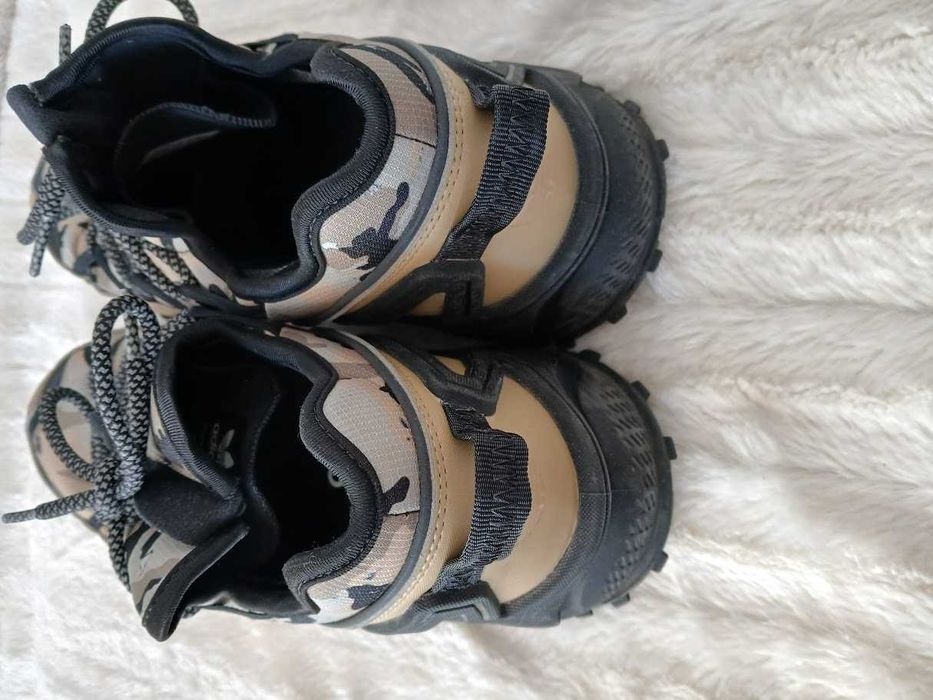 Adidas ZX2K Boost GTX 42 1/2 Gore Tex