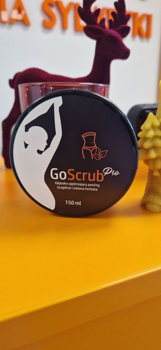 GoScrub Pro grapefruit i zielona herbata Studio Figura 150 ml