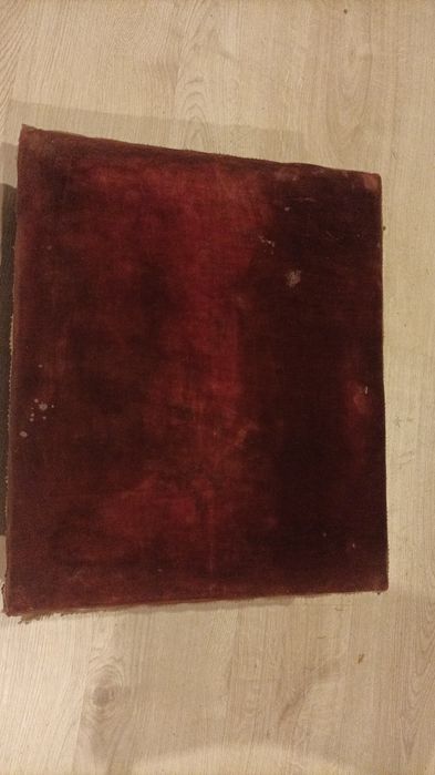 Klęcznik do renowacji