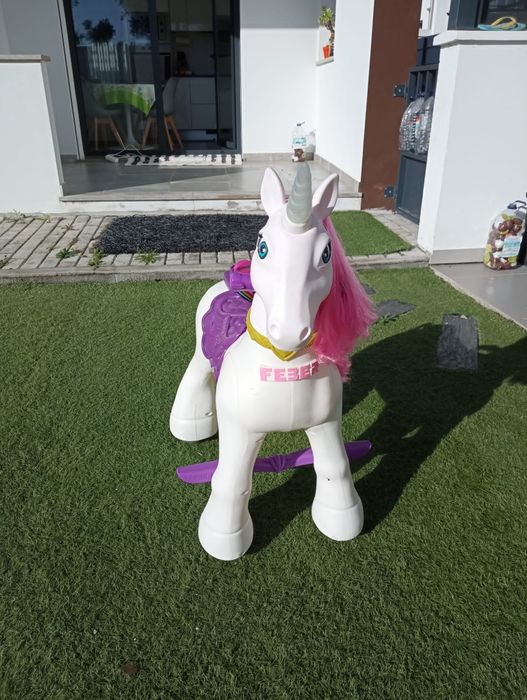 Cavalo Unicórnio Feber